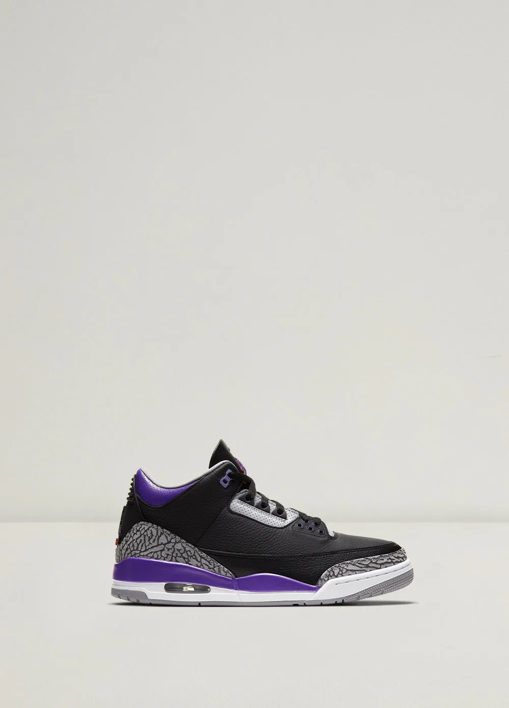 Air Jordan 3 Retro Sneakers