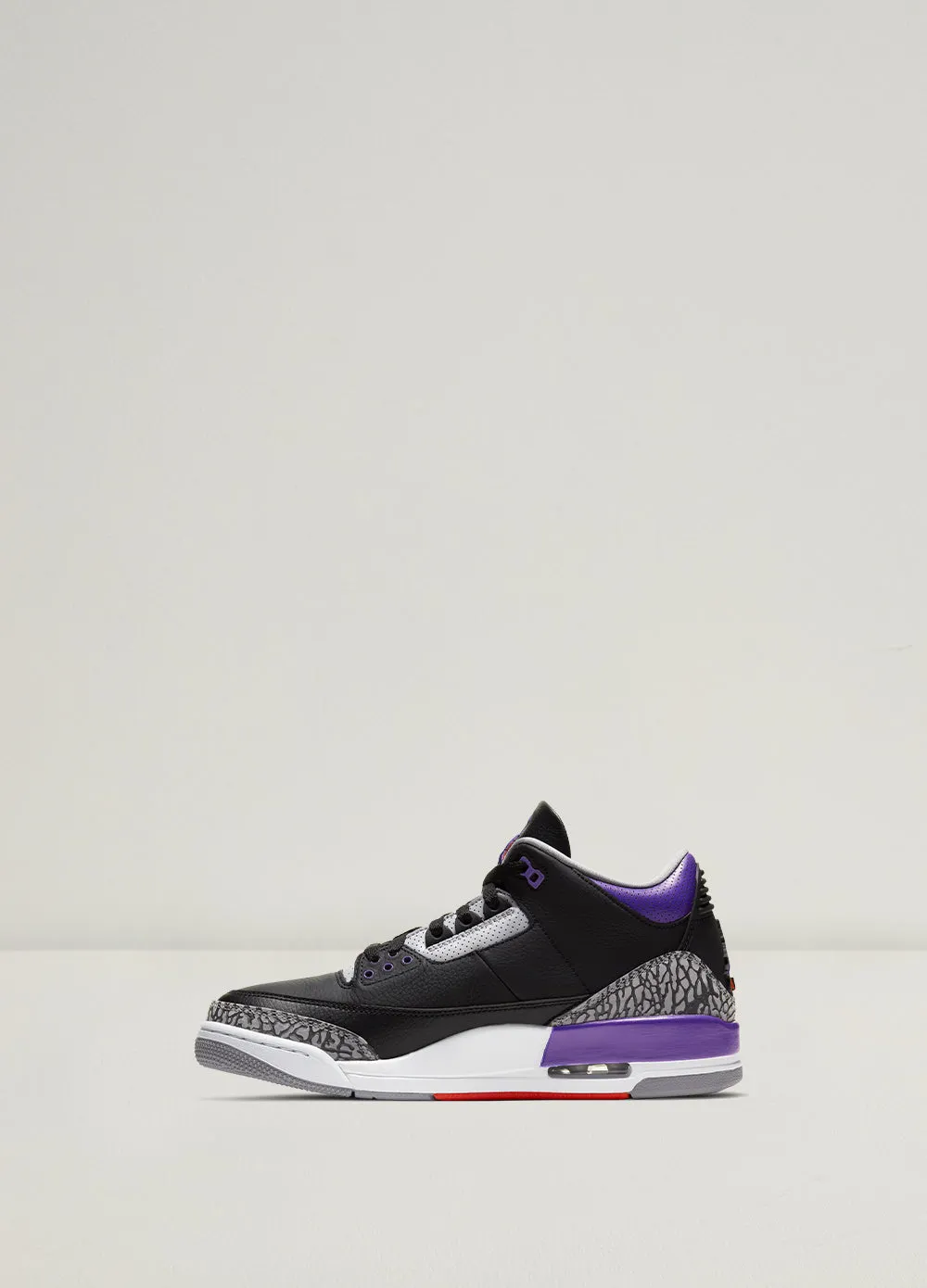Air Jordan 3 Retro Sneakers