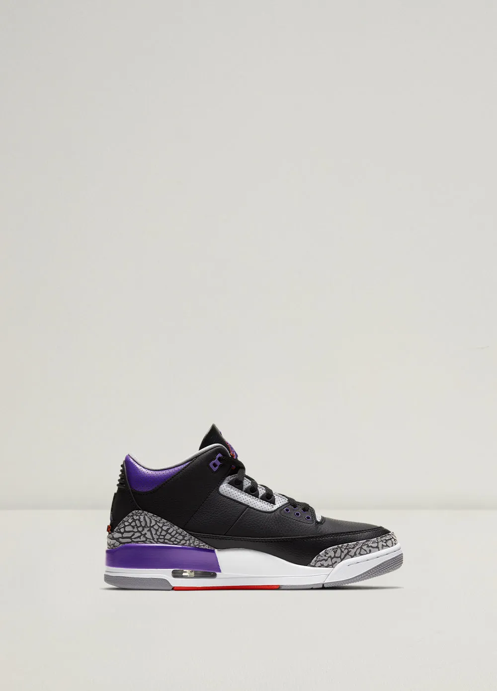Air Jordan 3 Retro Sneakers
