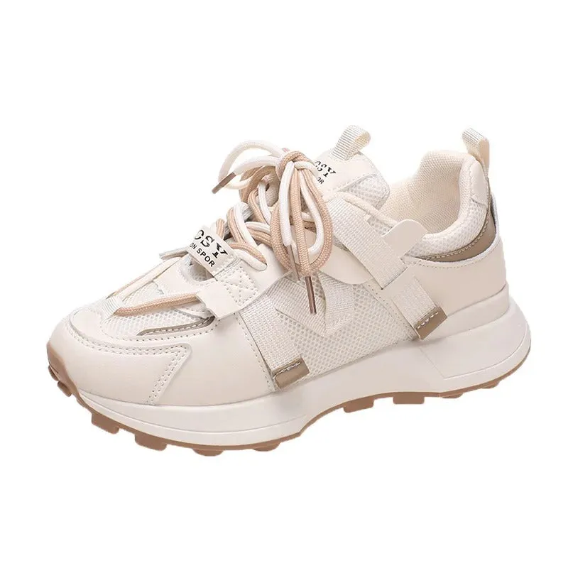 Andningsaktiva färgade sneakers för kvinnor