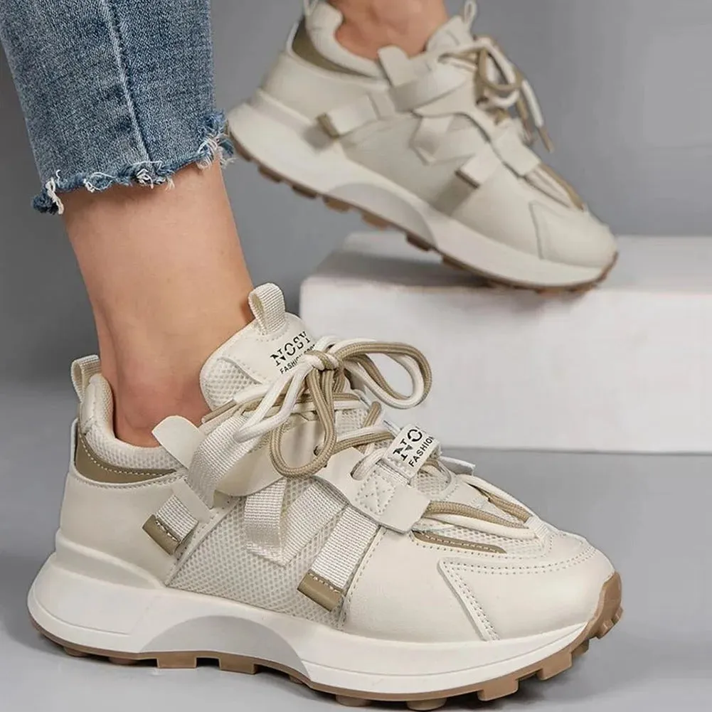 Andningsaktiva färgade sneakers för kvinnor