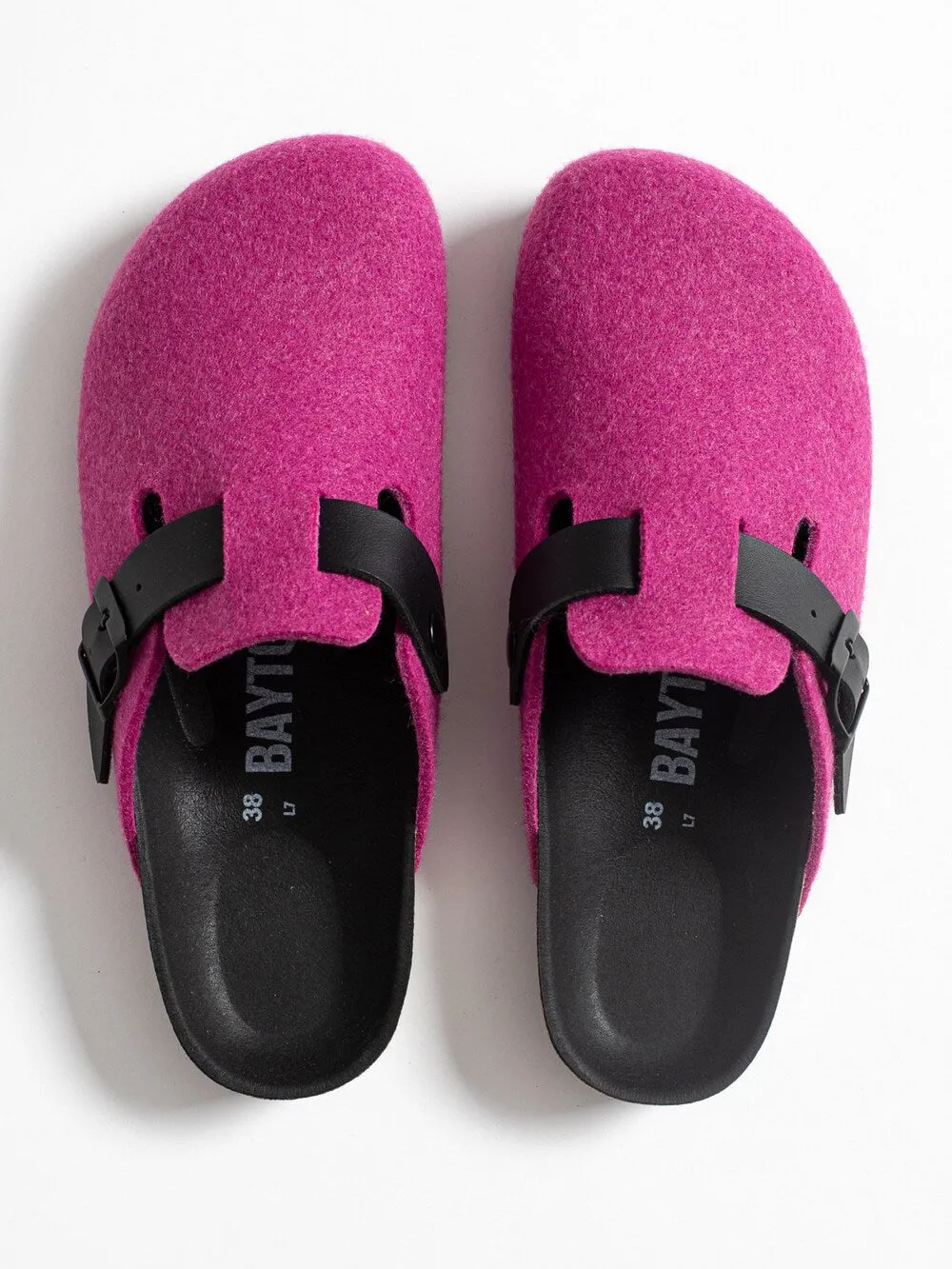 Bayton Moke clogs, fuchsia