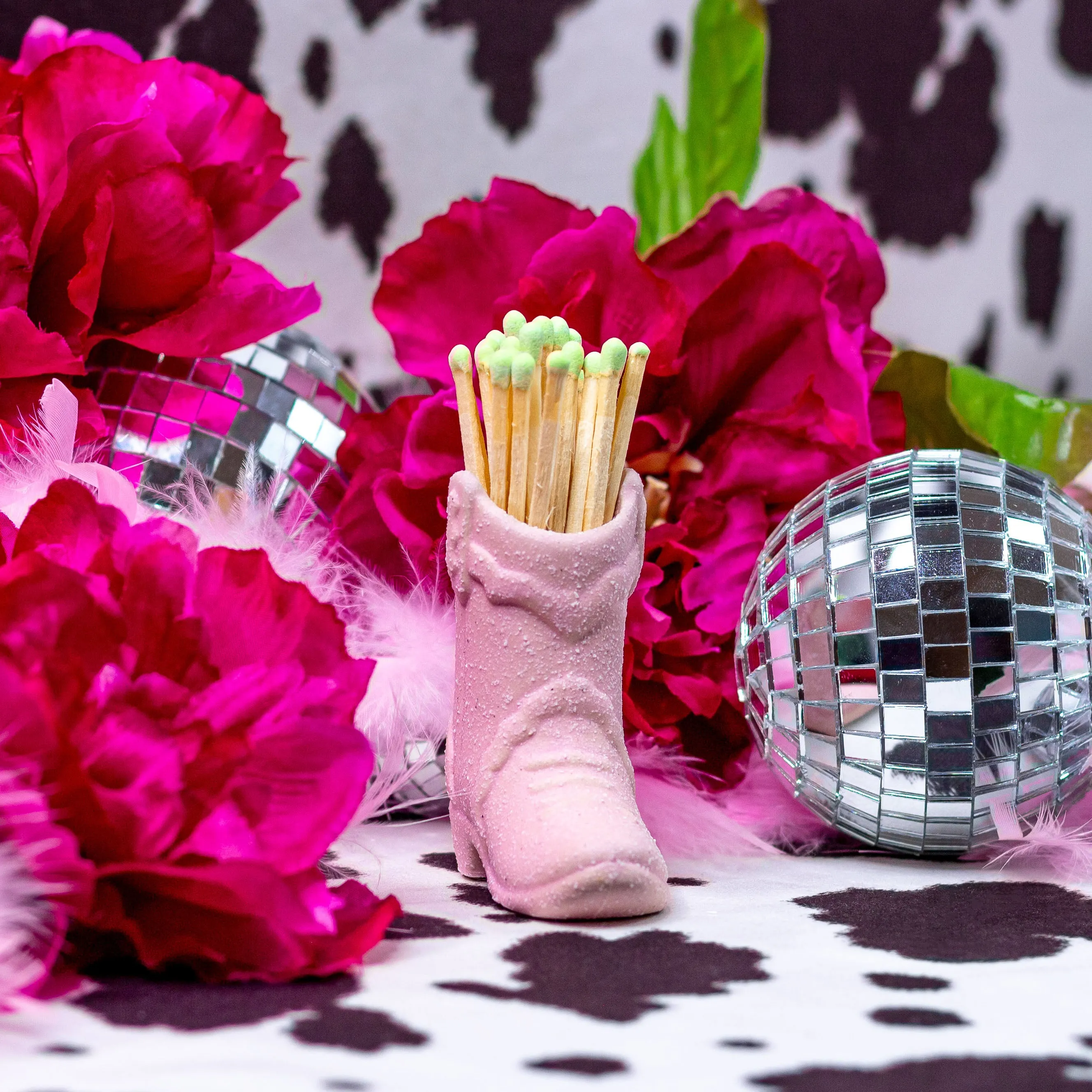 Cowboy Boot Match Holder   Striker- Pink