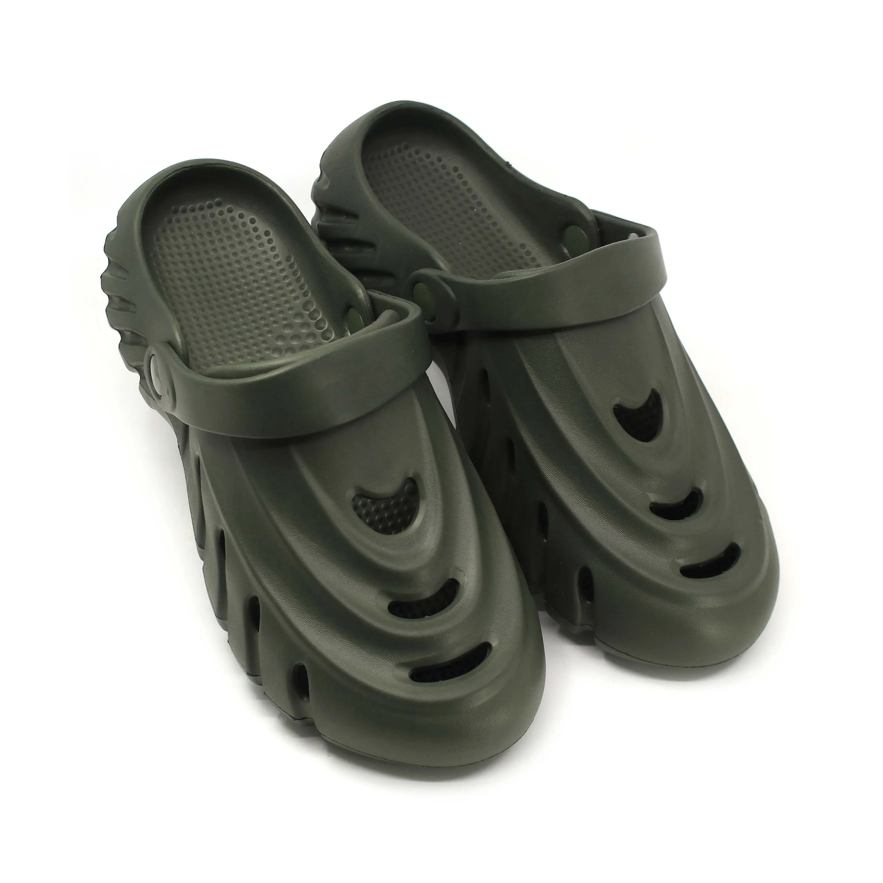 MEN CASUAL SLIP-ON CLOGS