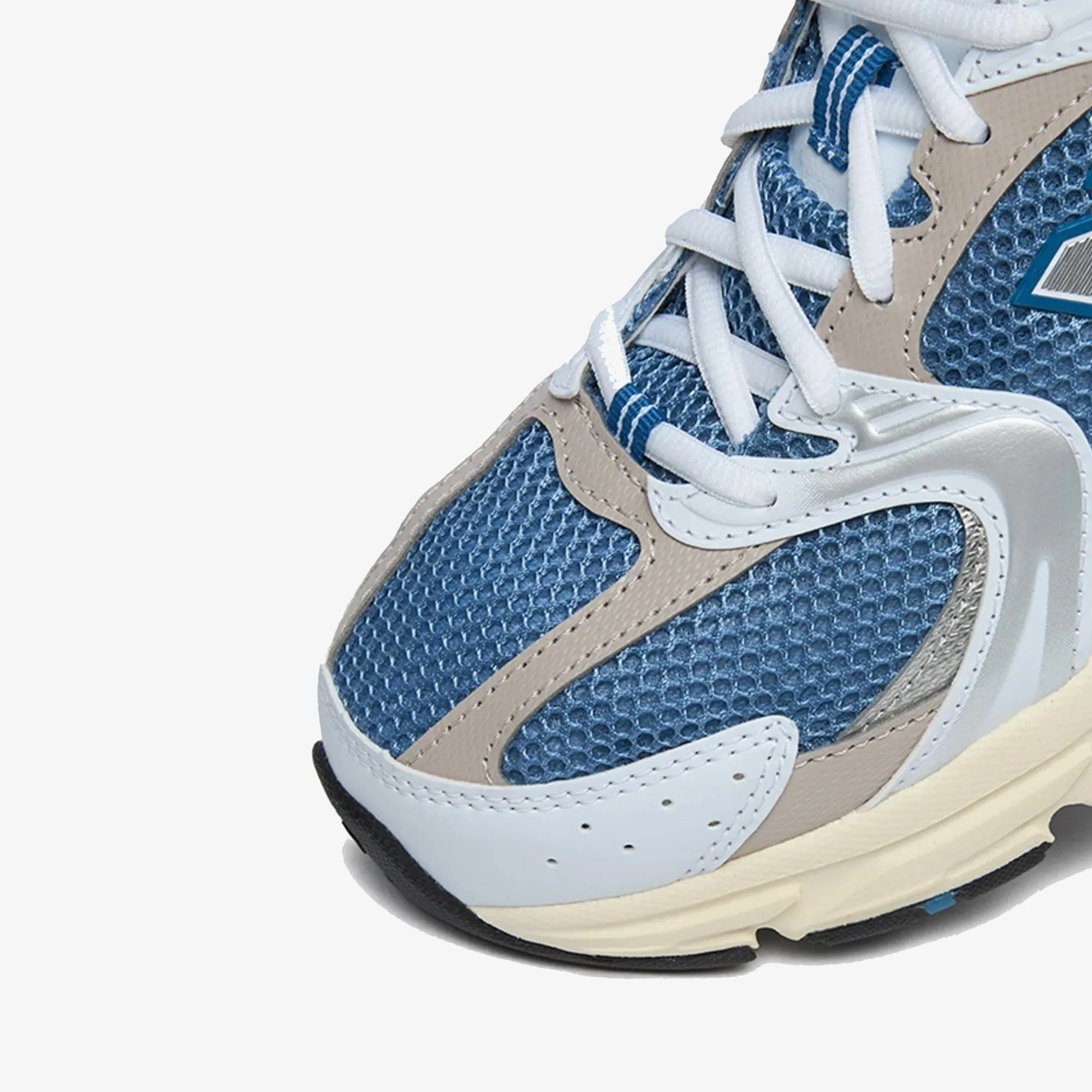 New Balance | 530 { BLUE