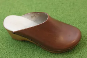 Women's Zorba Clog - Brown Leather